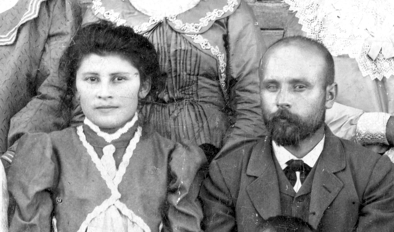 Родители Антонина Семёновна и Алексей Иванович. 1908 г.
