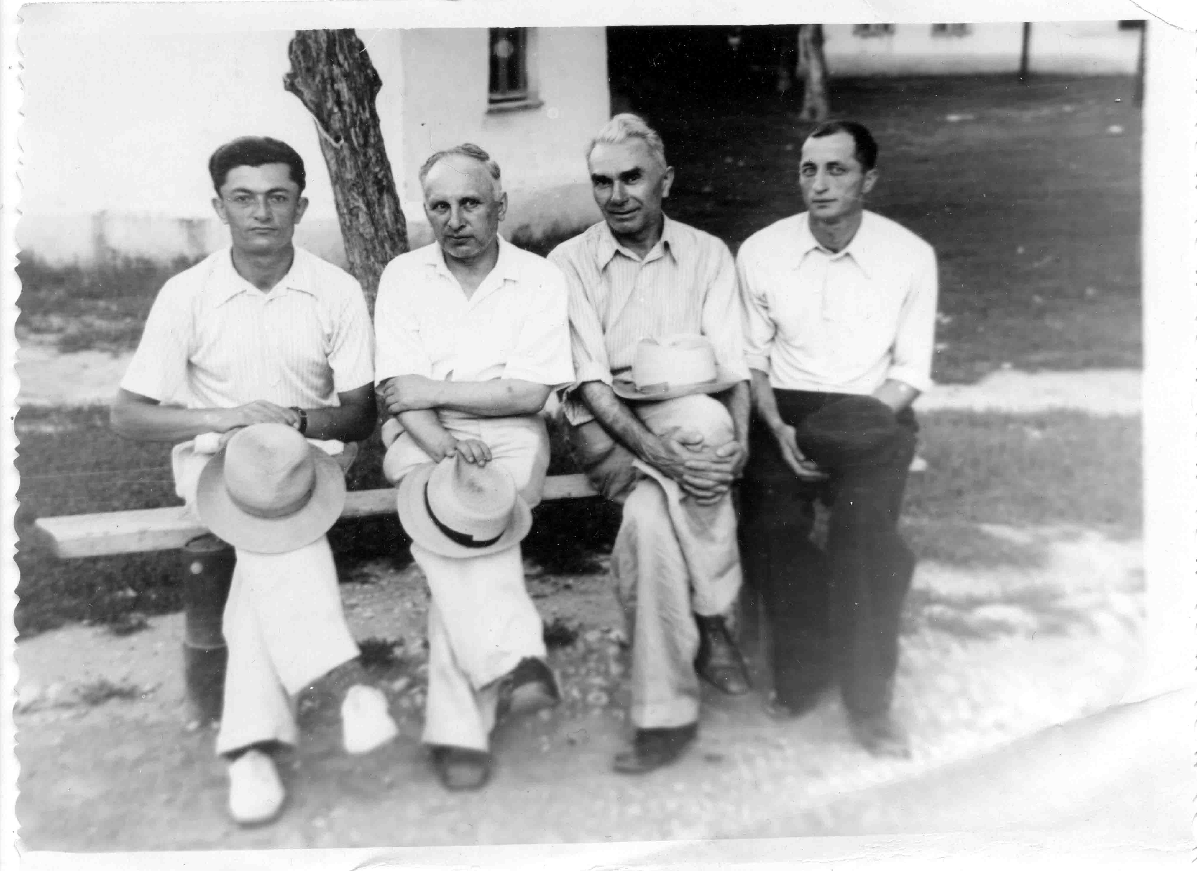 1950-60-е гг. Слева направо: Я.Г. Сулейманов, Е.А. Бокарев, Ш.И. Микаилов, (?)