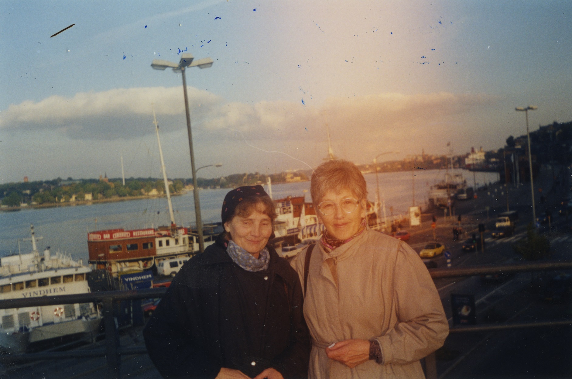 1996 г. Стокгольм. Вероника Николаевна и Рената Жегорчикова