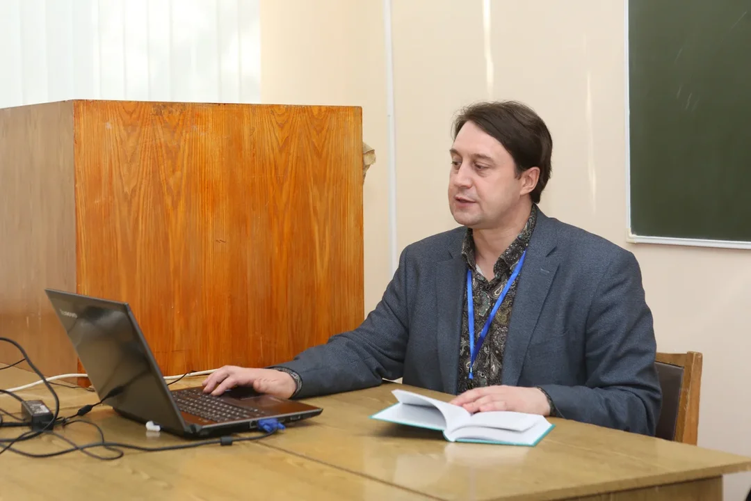 Н. Н. Воропаев проводит мастер-класс для преподавателей и студентов КалмГУ